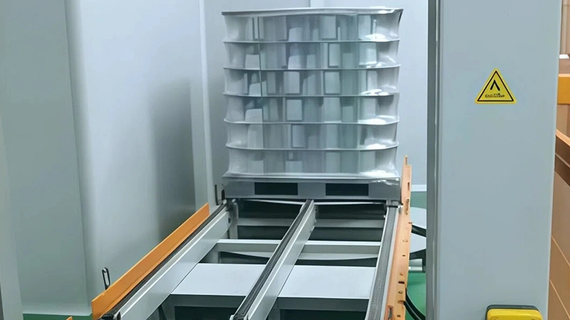 Máquina automática de apilado de palets