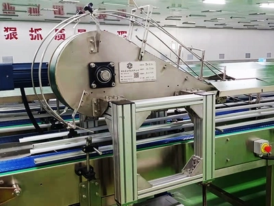 Máquina volteadora de latas