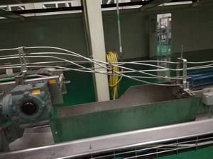 Máquina volteadora de latas