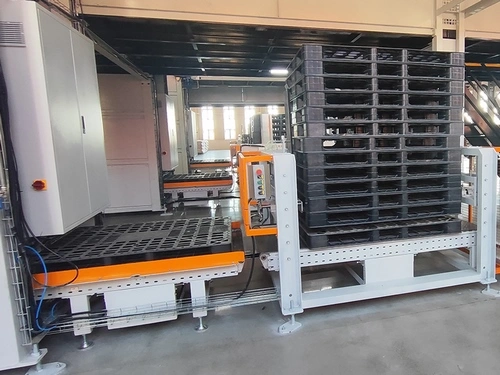 Apilador y dispensador automático de palets